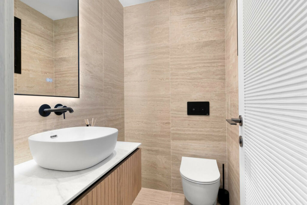 Townhouse Nueva Andalucía Málaga - image 18