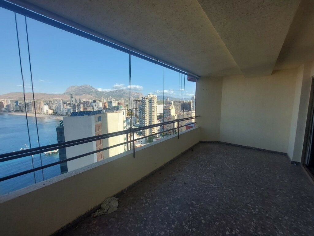Middle Floor Apartment Benidorm Alicante - image 18