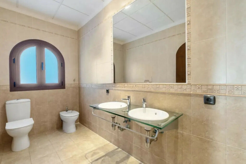Detached Villa La Zenia Alicante - image 18