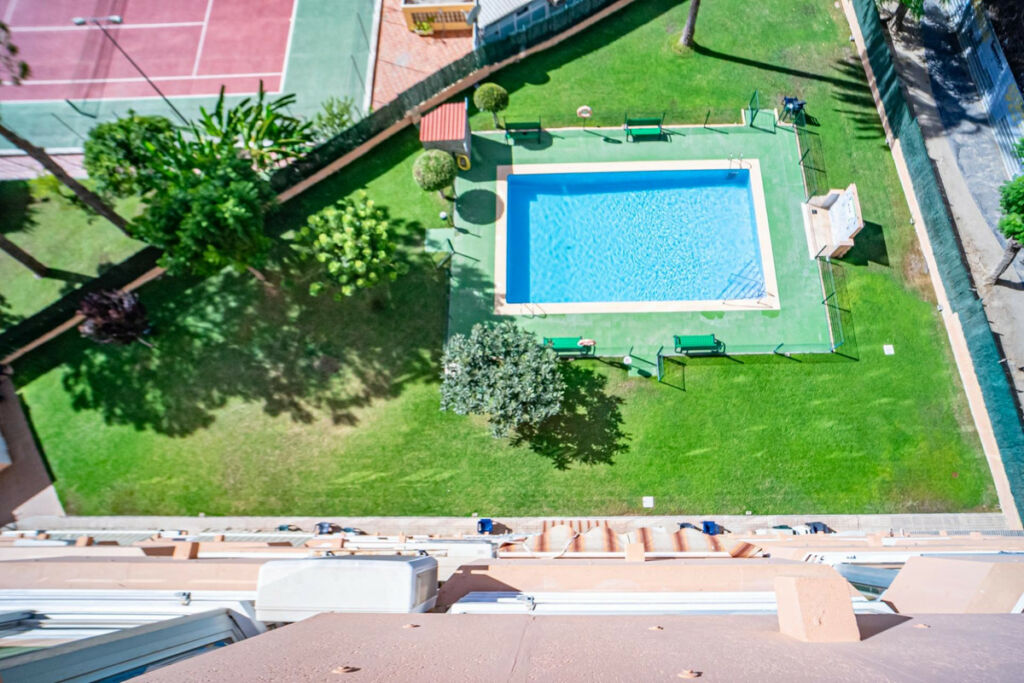Middle Floor Apartment Benidorm Alicante - image 18