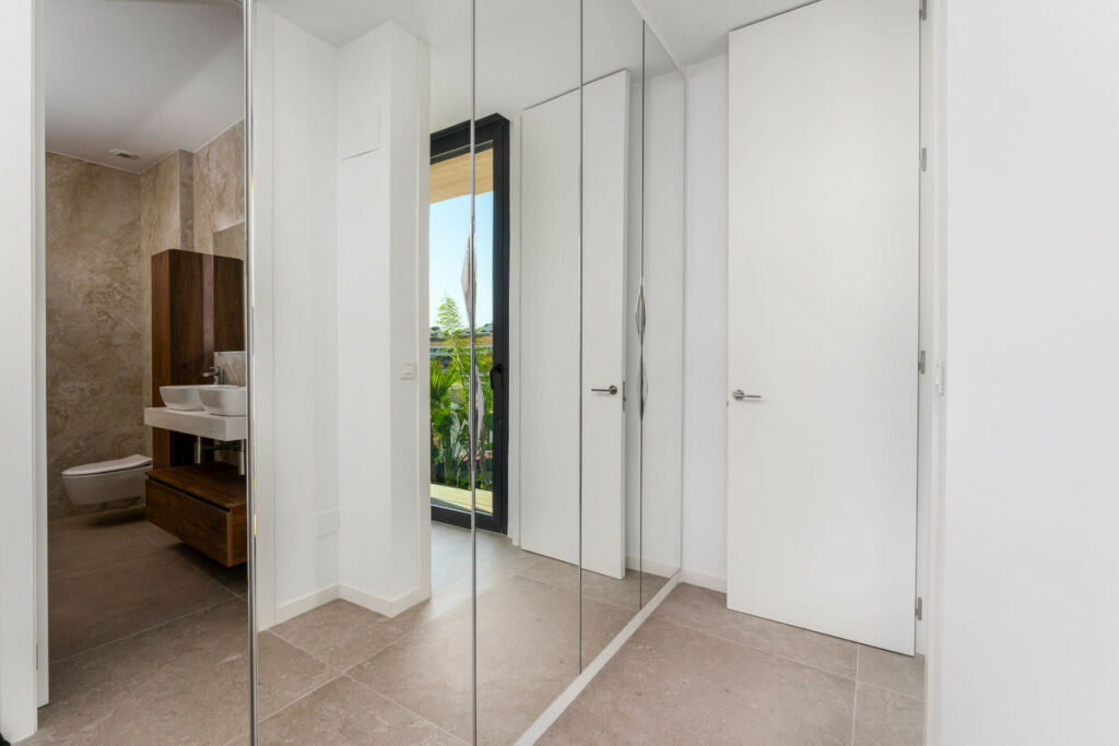 Detached Villa Finestrat Alicante - image 18