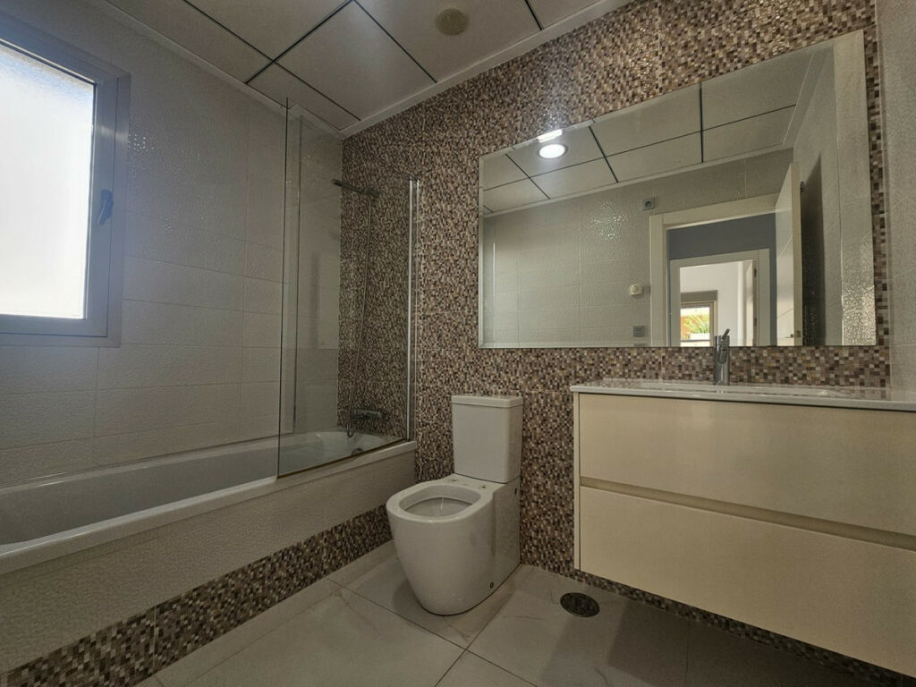 Detached Villa Villamartin Alicante - image 19
