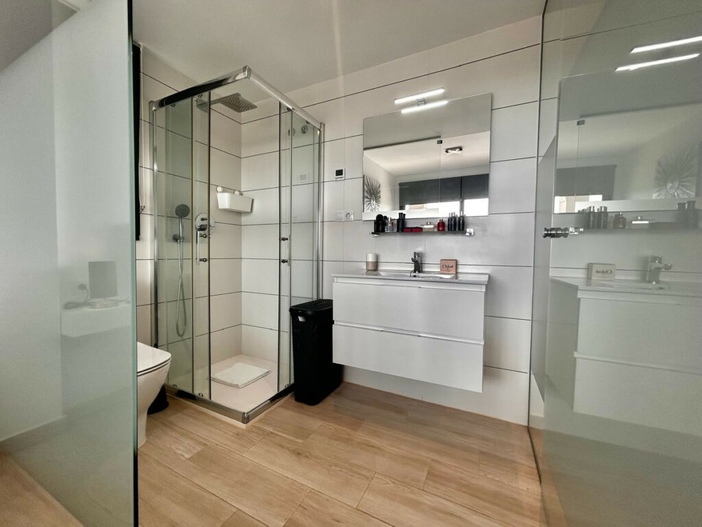 Penthouse Villamartin Alicante - image 18