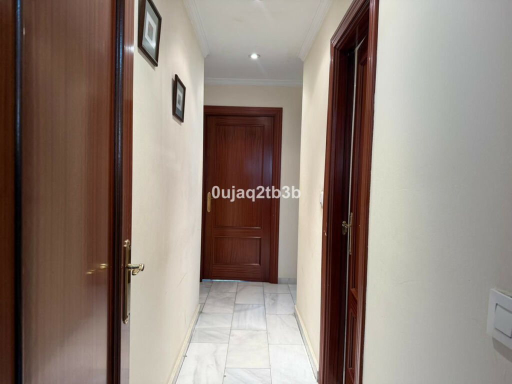 Middle Floor Apartment Marbella Málaga - image 16