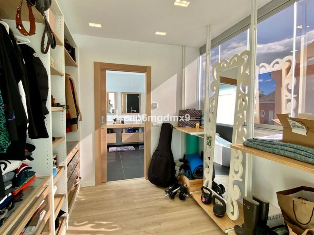 Semi-Detached House Bahía de Marbella Málaga - image 18