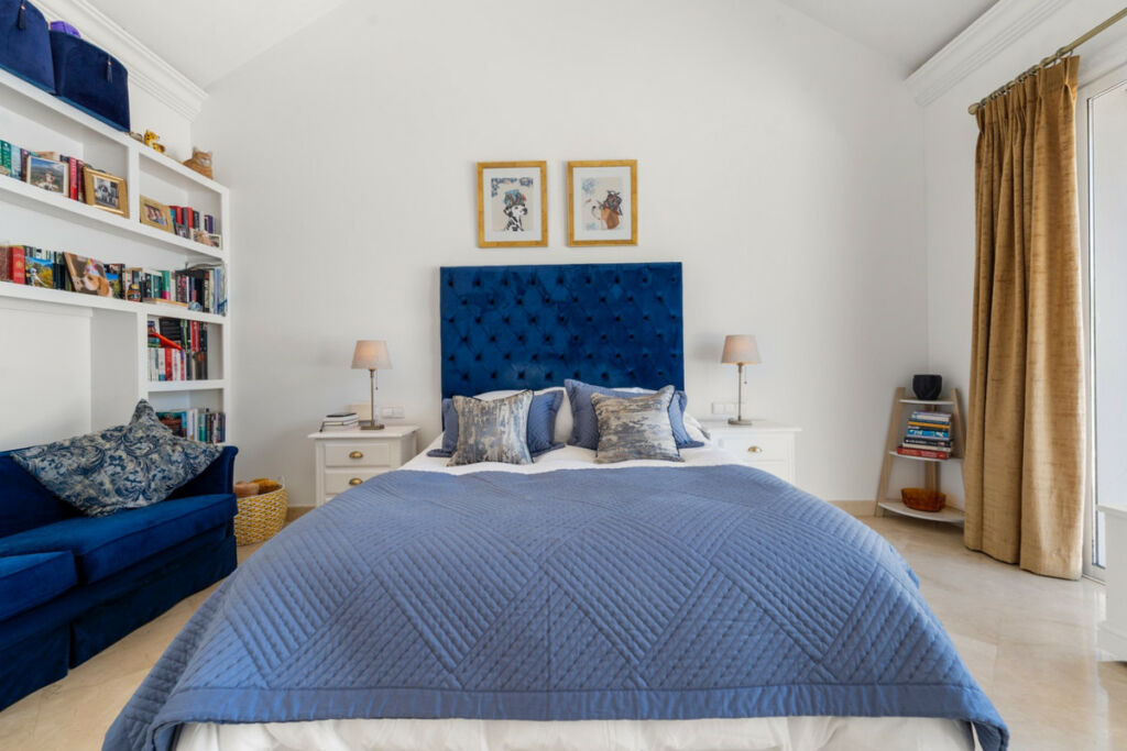 Detached Villa Benahavís Málaga - image 18