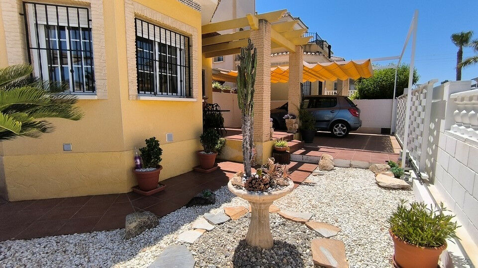Detached Villa Algorfa Alicante - image 18