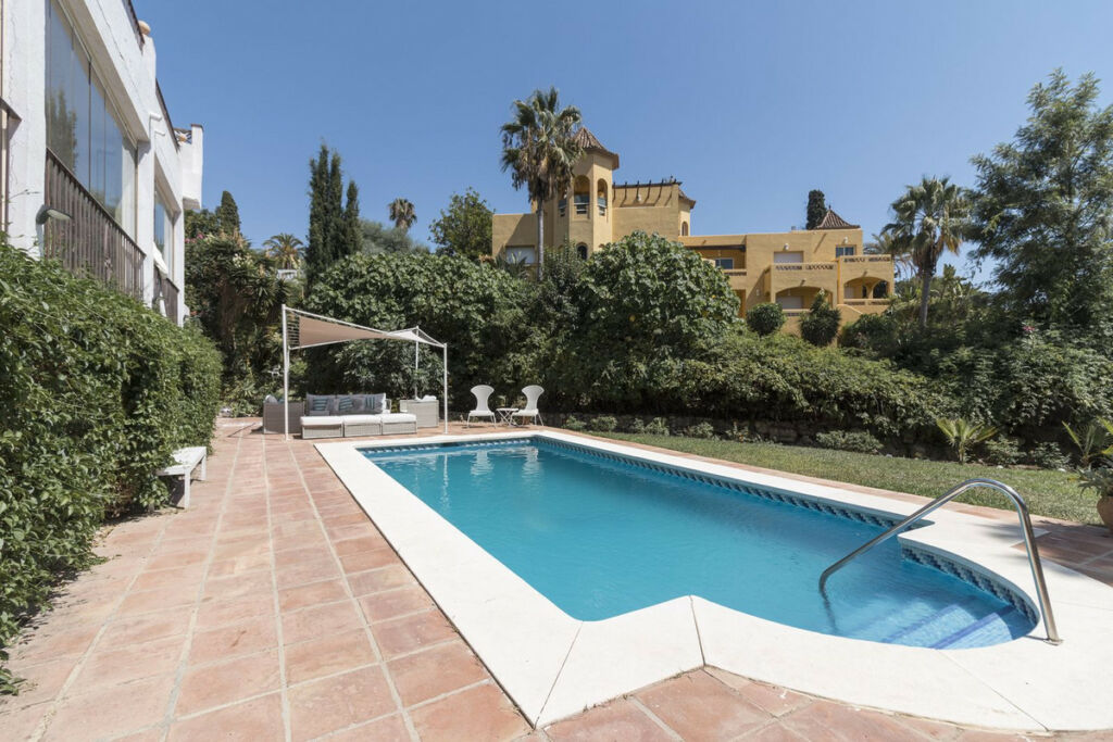 Detached Villa El Rosario Málaga - image 18