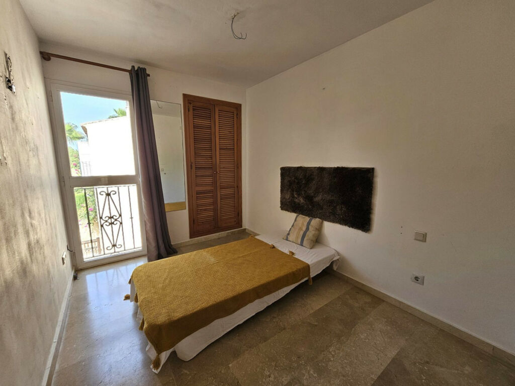 Semi-Detached House Nueva Andalucía Málaga - image 18