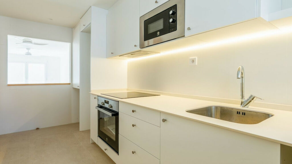 Middle Floor Apartment Fuengirola Málaga - image 18