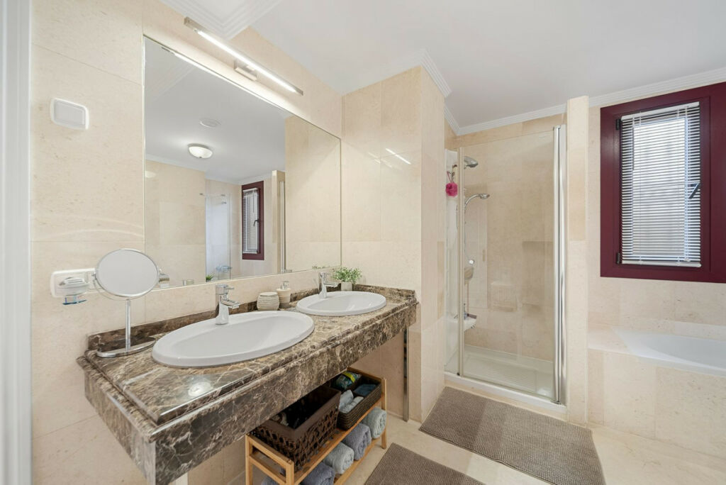 Ground Floor Apartment Casares Playa Málaga - image 18