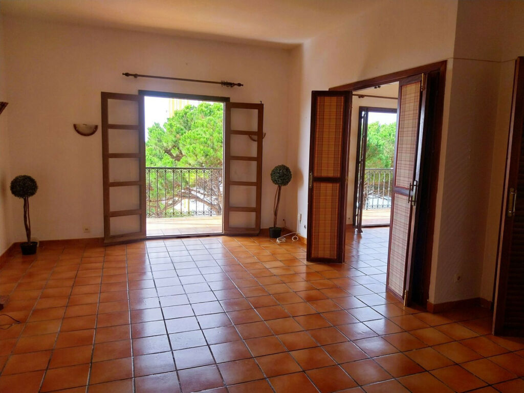 Middle Floor Apartment Calahonda Málaga - image 19
