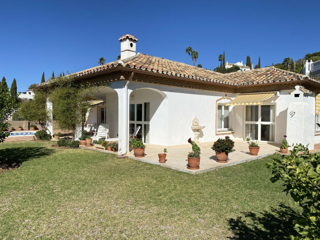 Detached Villa Mijas Málaga - image 19