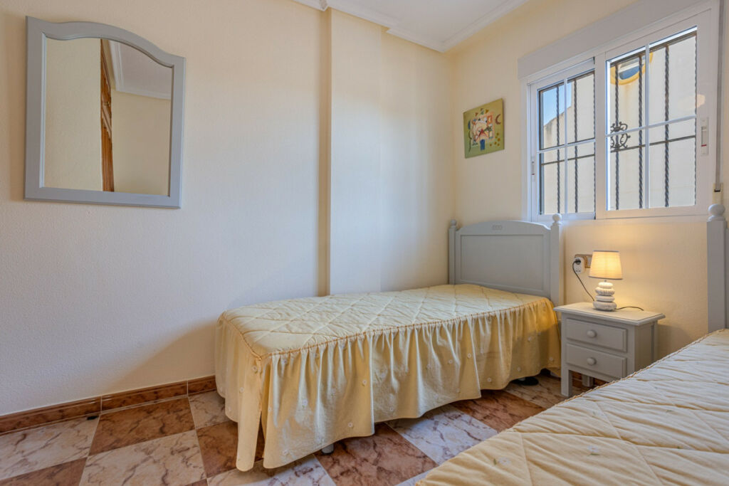 Semi-Detached House Playa Golf Alicante - image 19