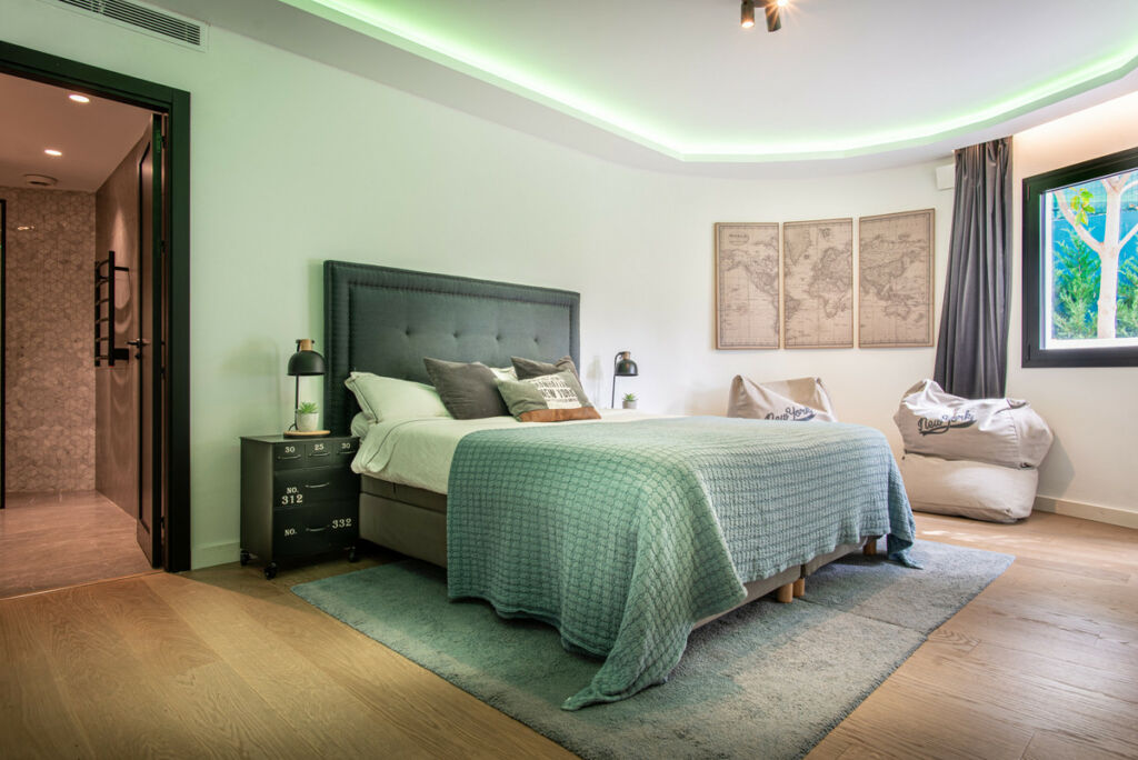 Detached Villa La Quinta Málaga - image 19