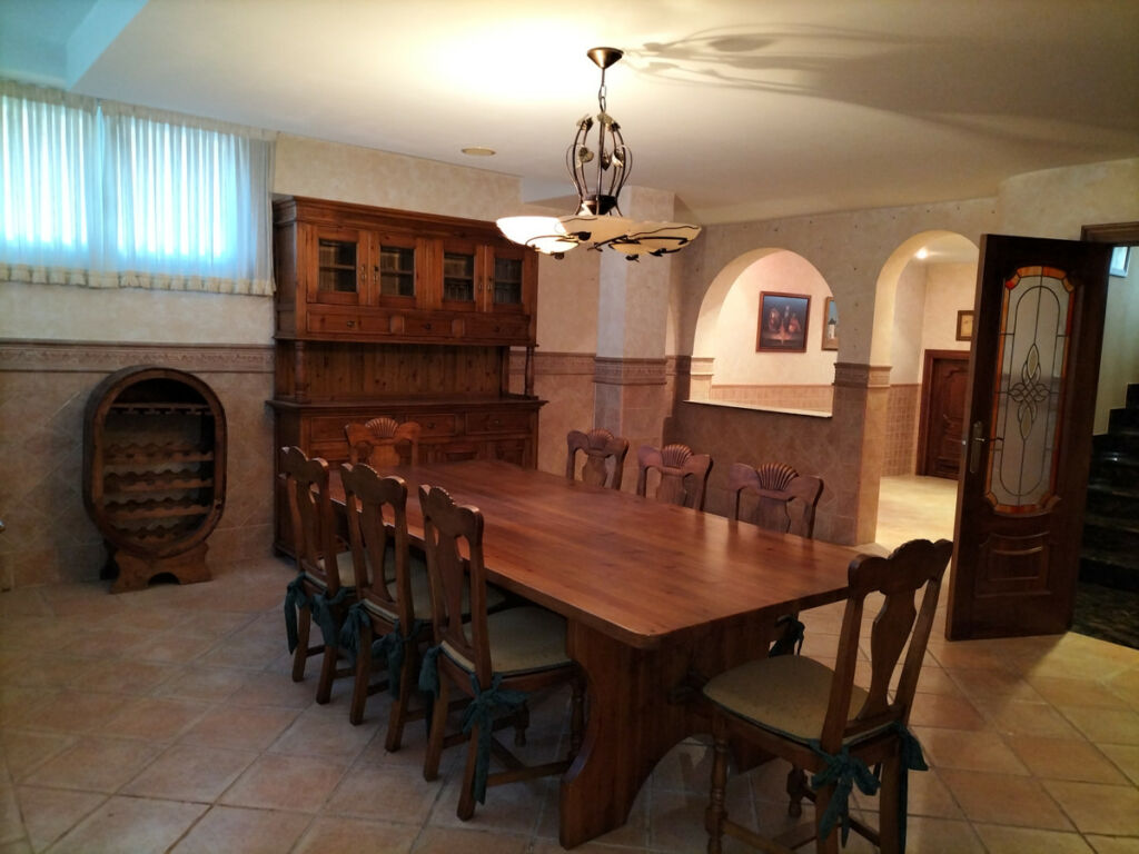 Detached Villa Elda Alicante - image 19
