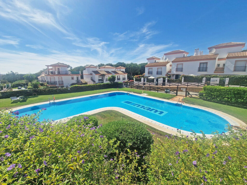 Semi-Detached House Cabopino Málaga - image 17