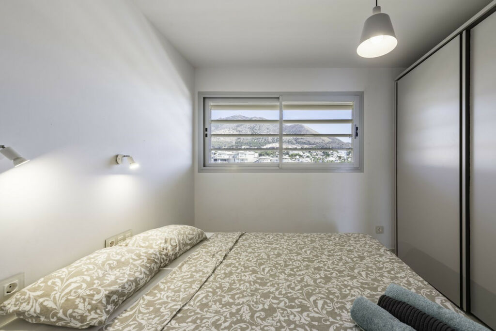 Middle Floor Apartment Higueron Málaga - image 19