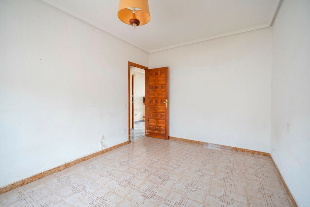 Detached Villa Ciudad Quesada Alicante - image 19