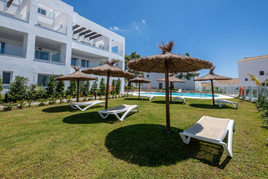 Middle Floor Apartment Altos de los Monteros Málaga - image 19