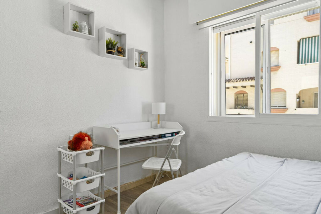 Top Floor Apartment Estepona Málaga - image 19