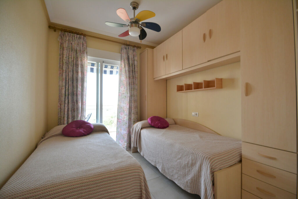 Middle Floor Apartment Guardamar del Segura Alicante - image 19