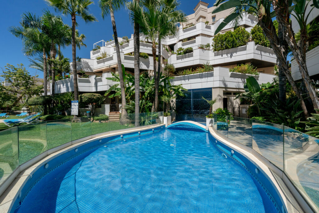 Penthouse Duplex Nueva Andalucía Málaga - image 19