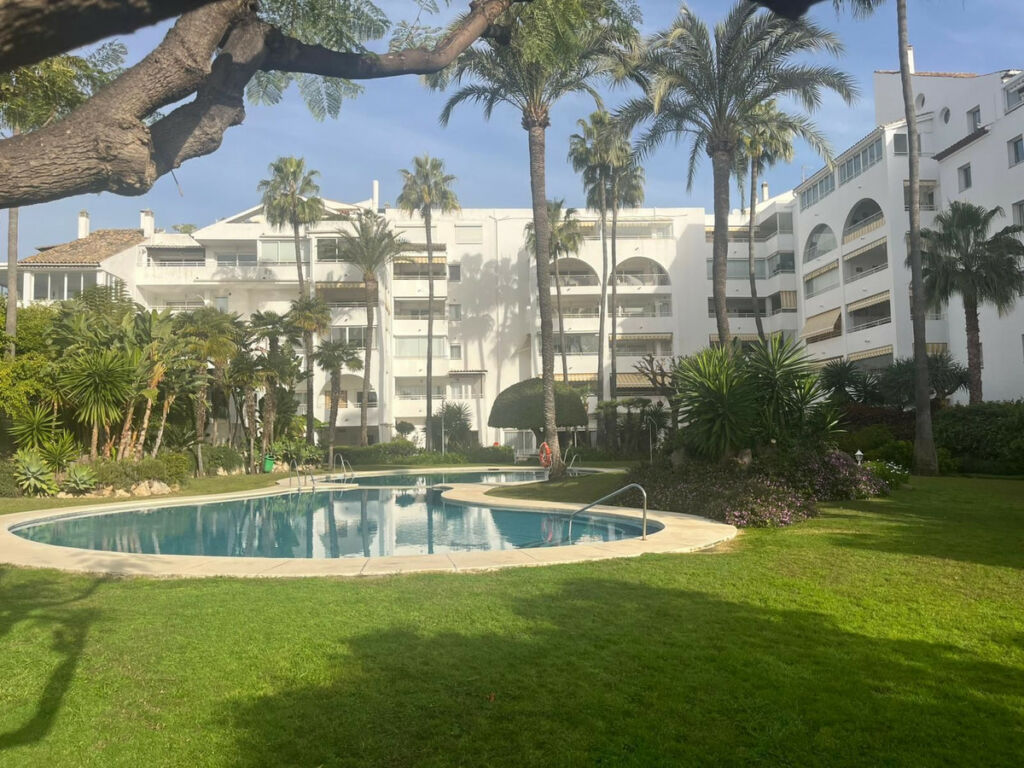 Ground Floor Apartment Atalaya Málaga - image 19