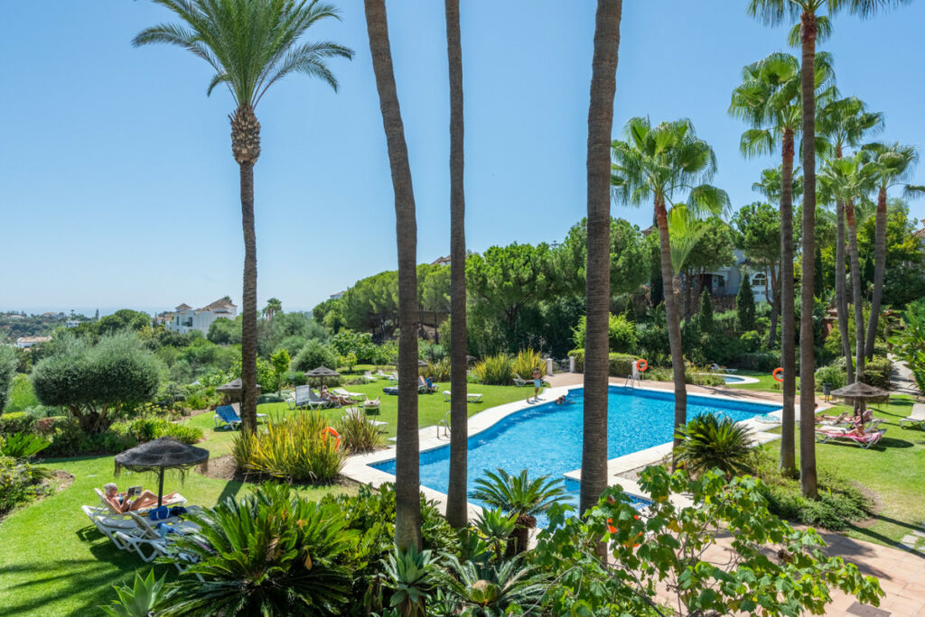 Middle Floor Apartment La Quinta Málaga - image 19