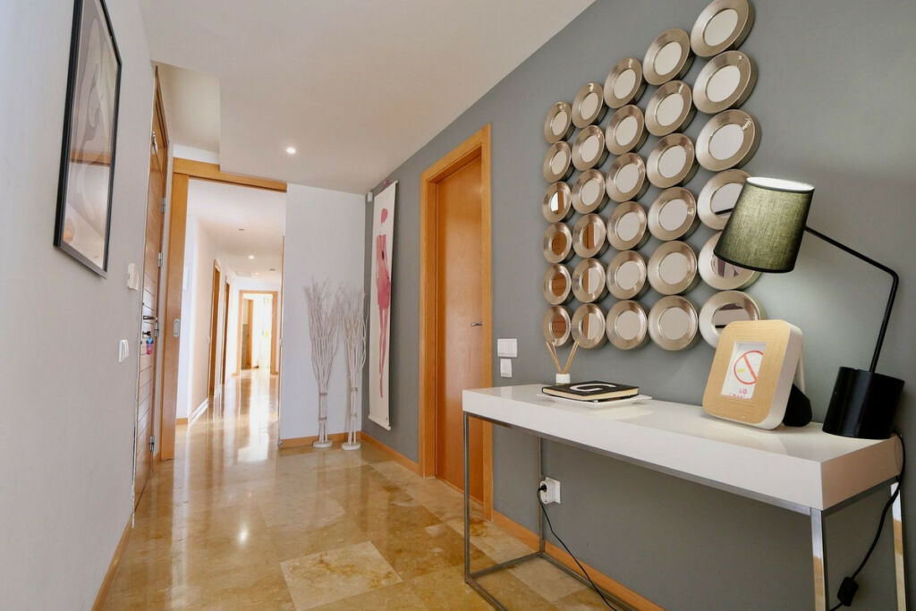 Penthouse Altos de los Monteros Málaga - image 19
