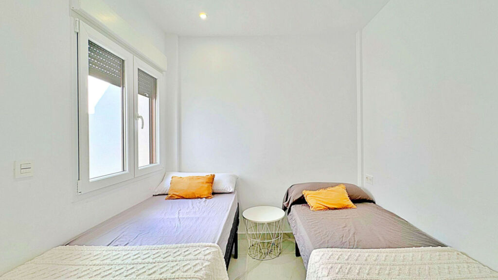 Townhouse Los Balcones Alicante - image 19