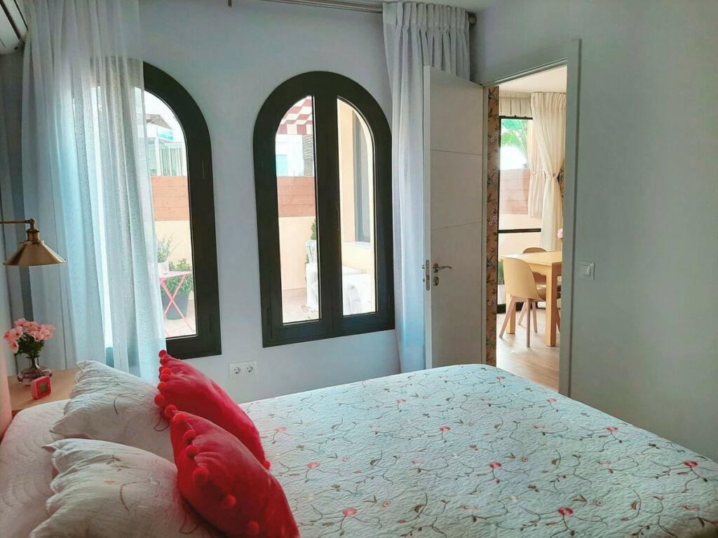 Ground Floor Apartment Los Alamos Málaga - image 19