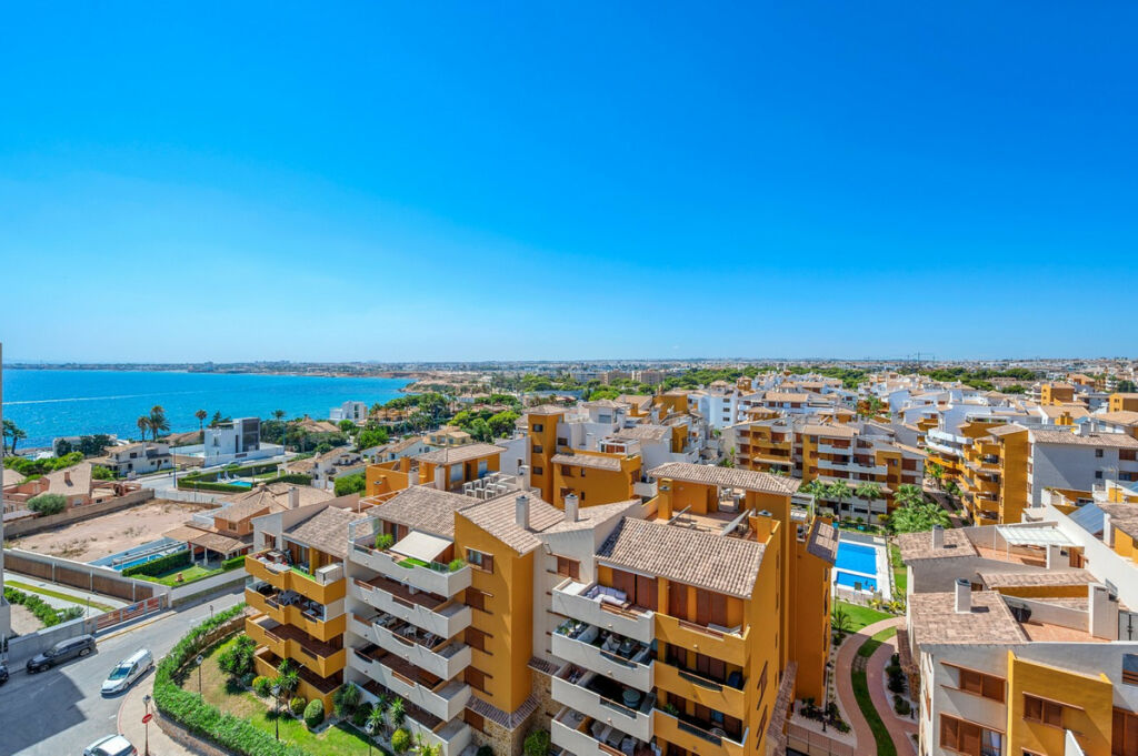 Ground Floor Apartment Punta Prima Alicante - image 19