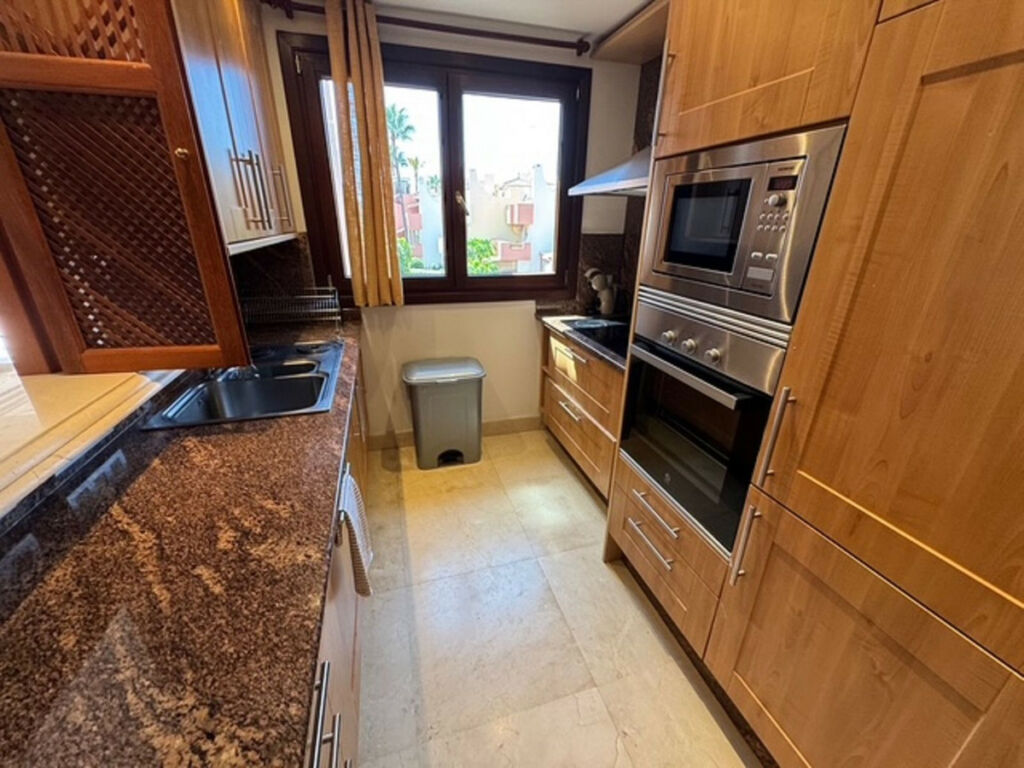 Middle Floor Apartment New Golden Mile Málaga - image 19