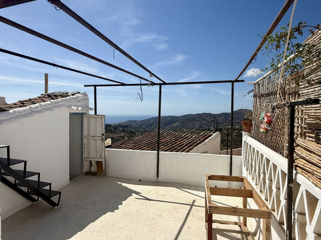 Townhouse Frigiliana Málaga - image 19