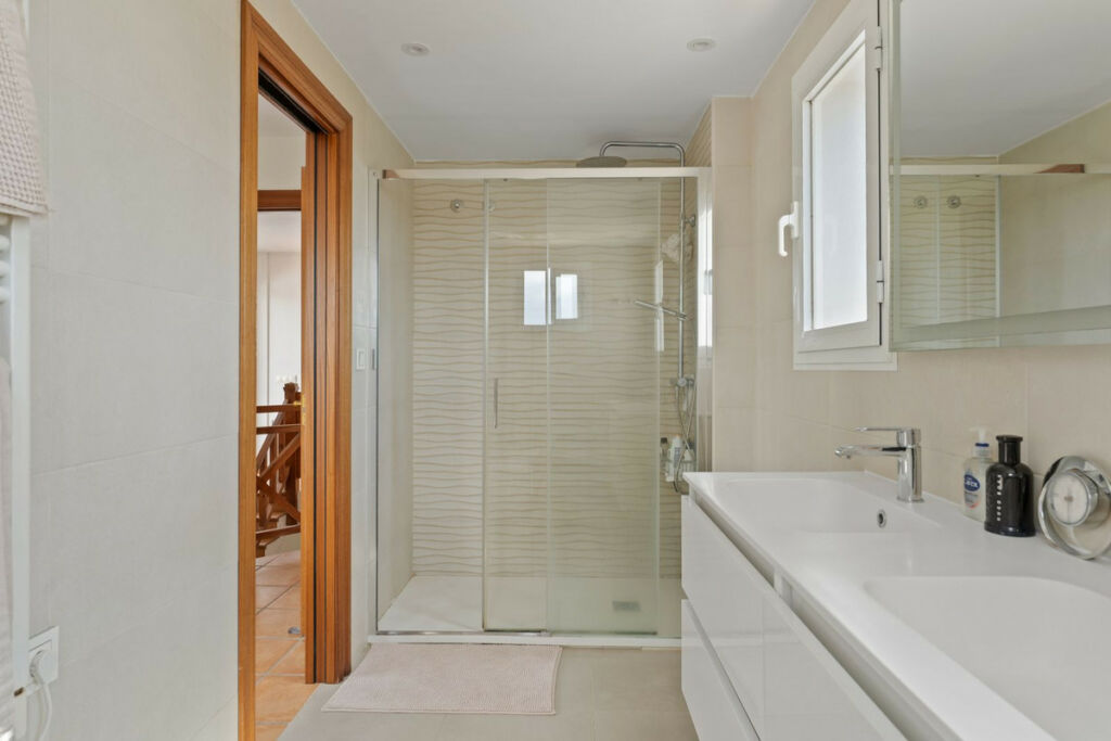 Detached Villa Coín Málaga - image 19