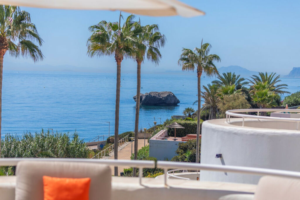 Ground Floor Apartment Estepona Málaga - image 19
