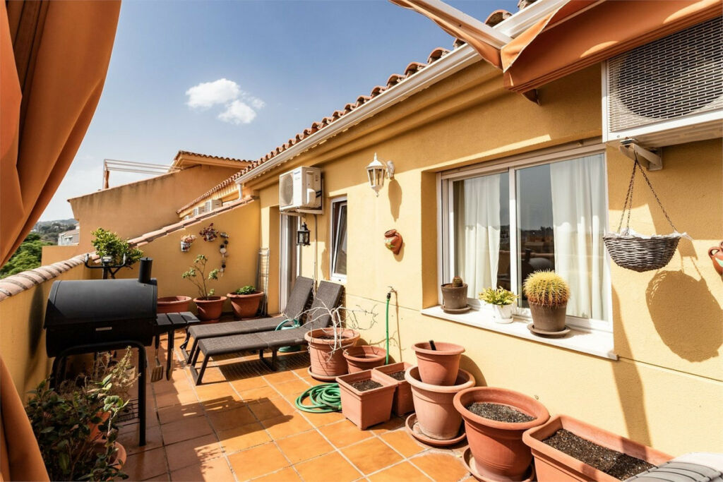 Penthouse Los Pacos Málaga - image 19