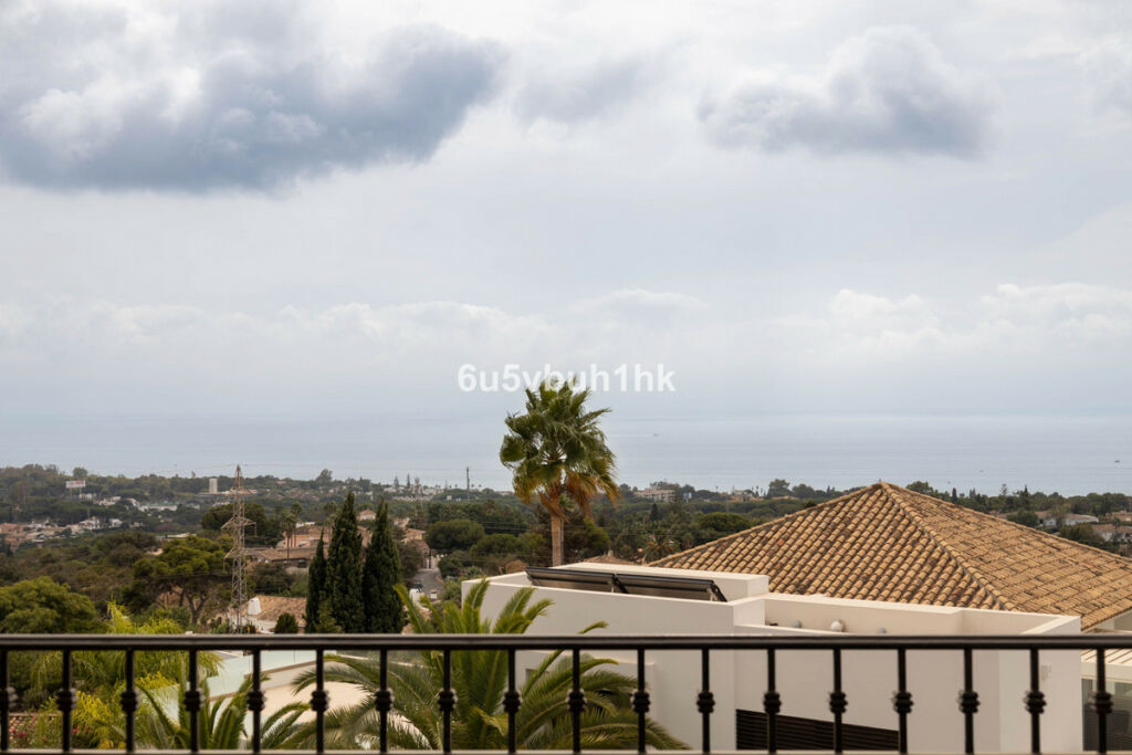 Detached Villa Marbella Málaga - image 19