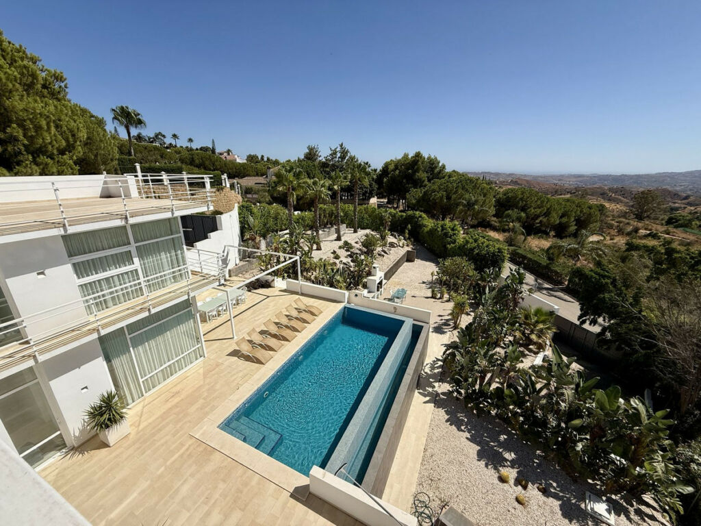 Detached Villa Valtocado Málaga - image 19