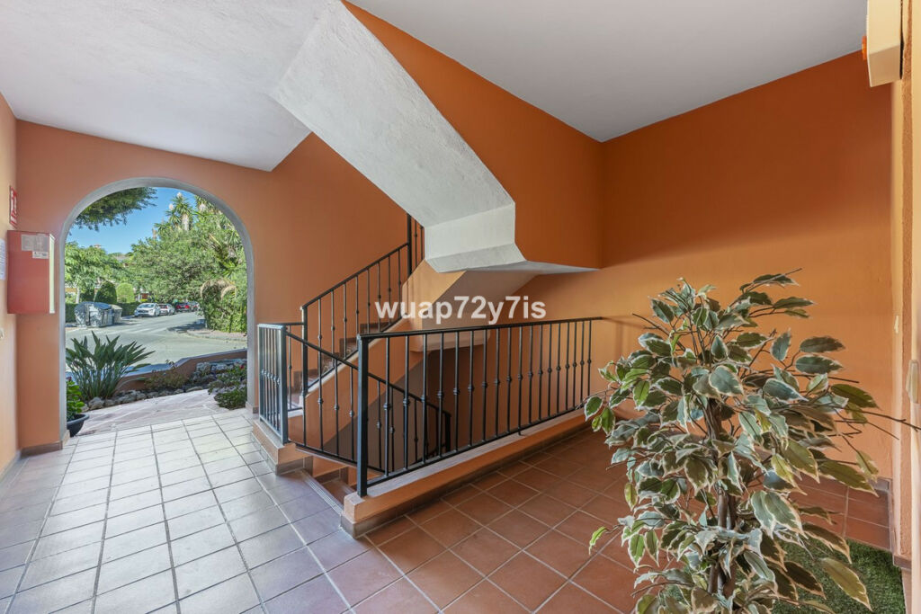Ground Floor Apartment Estepona Málaga - image 19