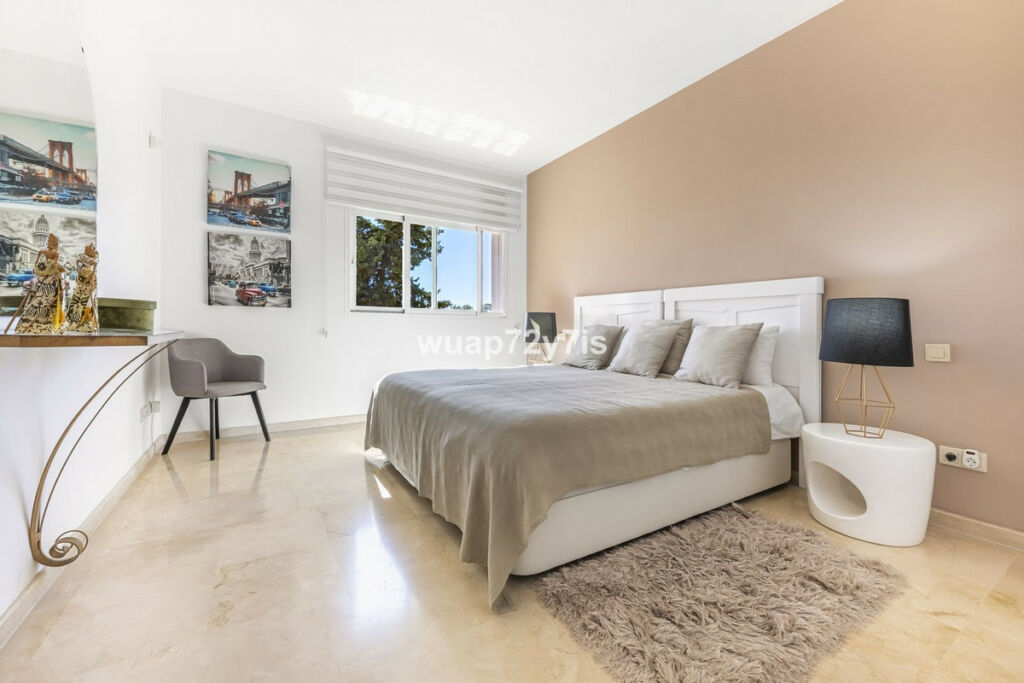 Penthouse Estepona Málaga - image 19
