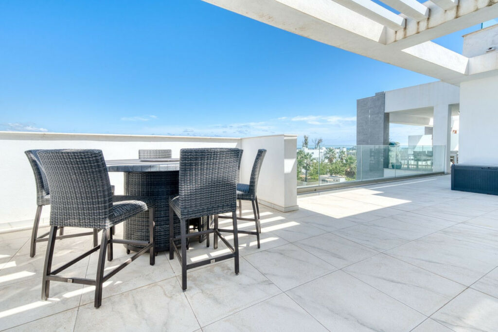Penthouse Estepona Málaga - image 19