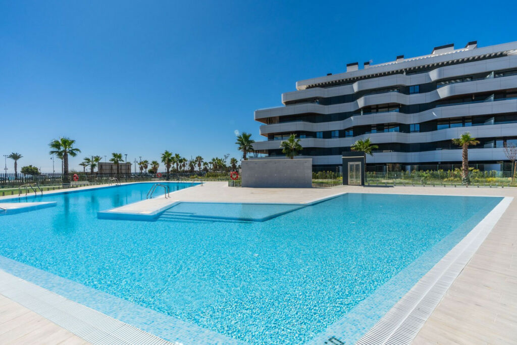 Middle Floor Apartment Torremolinos Málaga - image 19