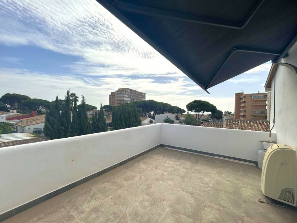 Semi-Detached House Calahonda Málaga - image 19