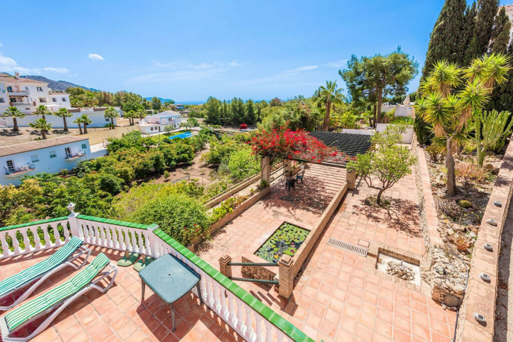 Detached Villa Nerja Málaga - image 19