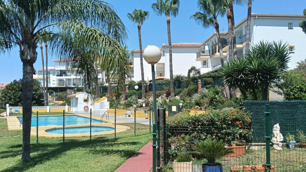 Ground Floor Apartment El Faro Málaga - image 19