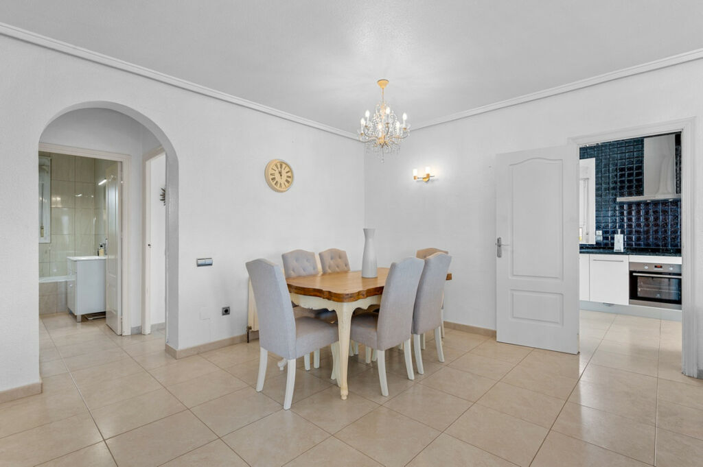 Detached Villa Ciudad Quesada Alicante - image 18
