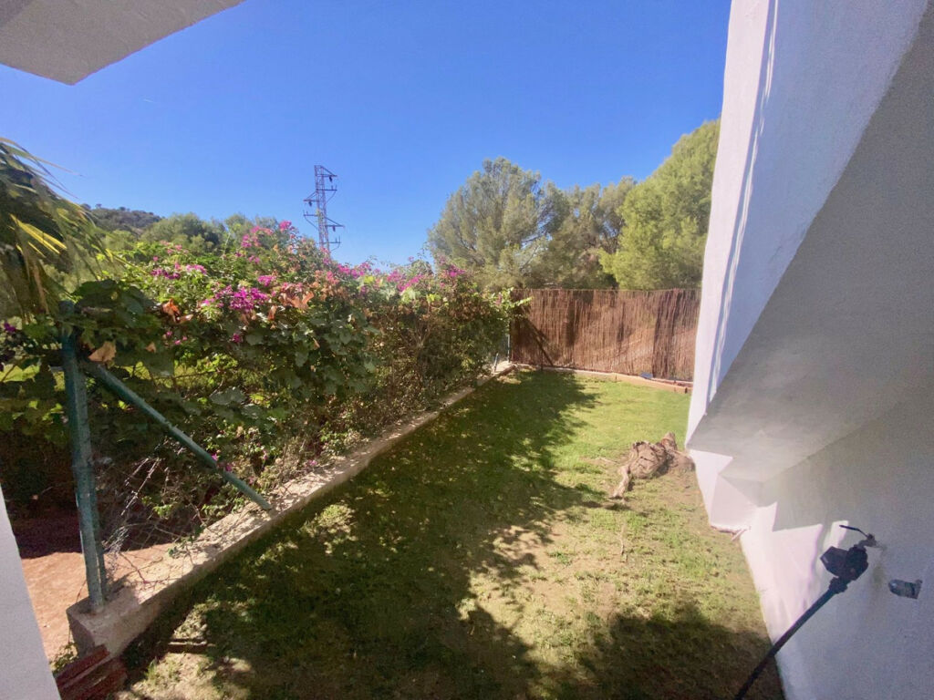 Townhouse Istán Málaga - image 19