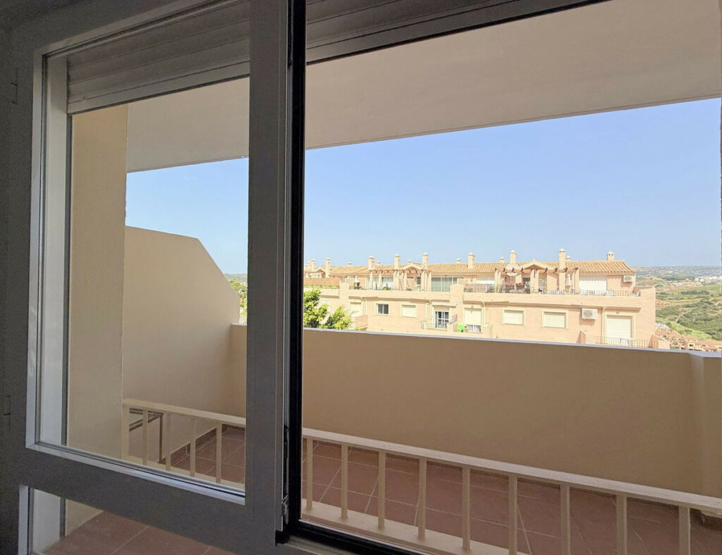 Ground Floor Apartment La Duquesa Málaga - image 19